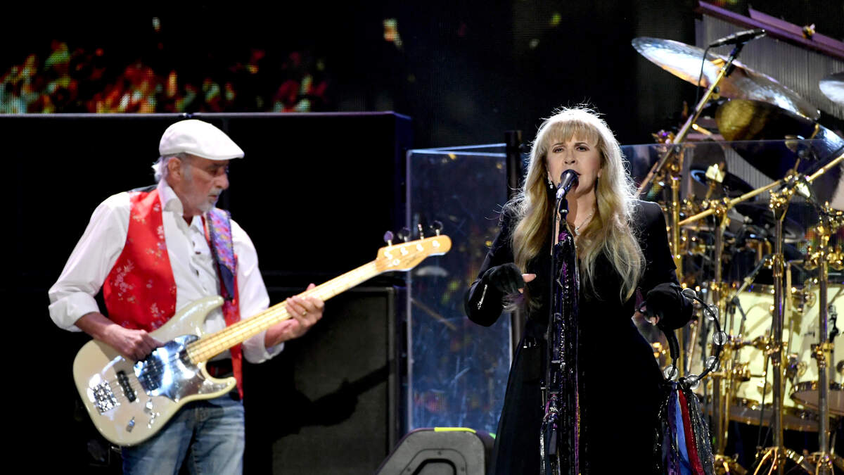 Is there a Fleetwood Mac Reunion Tour in the Works? Lone Star 92.5