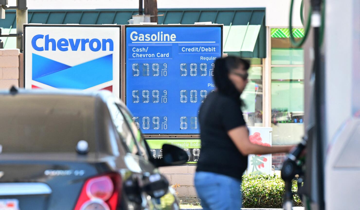 US-POLITICS-PETROL-INFLATION