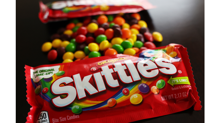 California Lawmakers Consider Bill Banning Five Food Additives Including Coloring Agent Used In Skittles