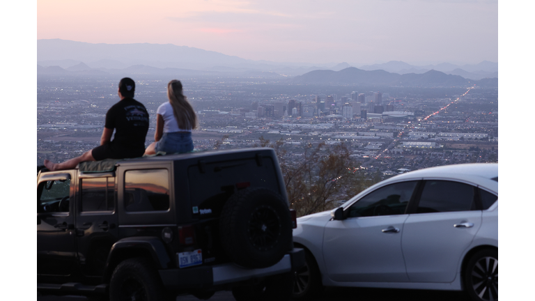 Phoenix Continues To Suffer Through Its Worst Heat Wave On Record