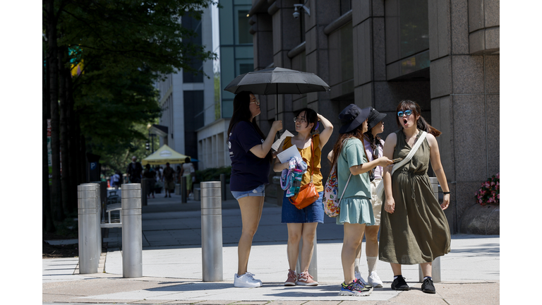 Heatwave Hits East Coast With High Temperatures And Humidity