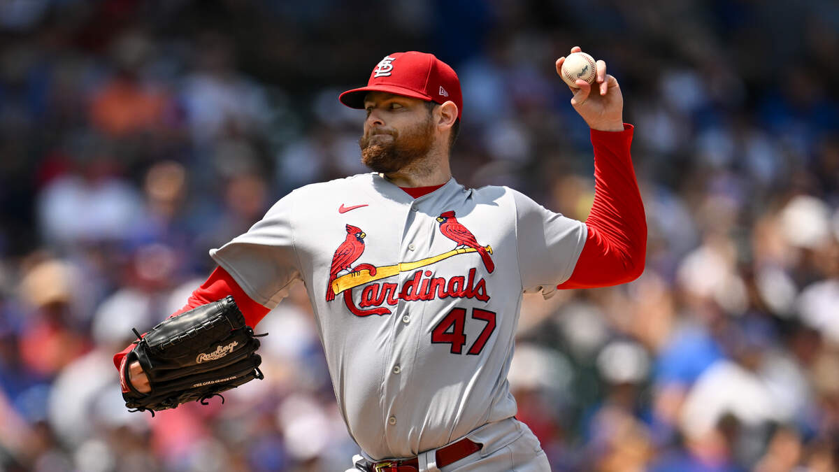 Rangers acquire Montgomery and Stratton from Cardinals