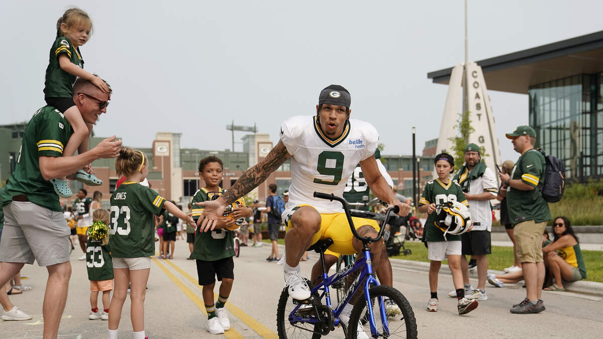 Green Bay Packers To Hold Annual Family Night Practice with Record-Setting  Attendance of 70,000 - BVM Sports