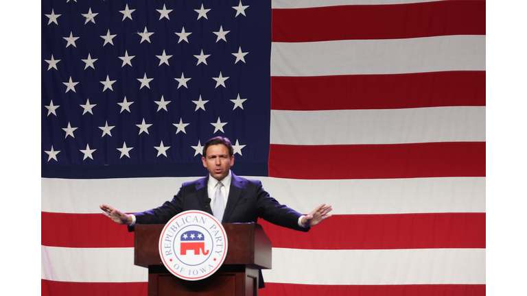 GOP Presidential Candidates Address Annual Lincoln Dinner Fundraiser In Iowa