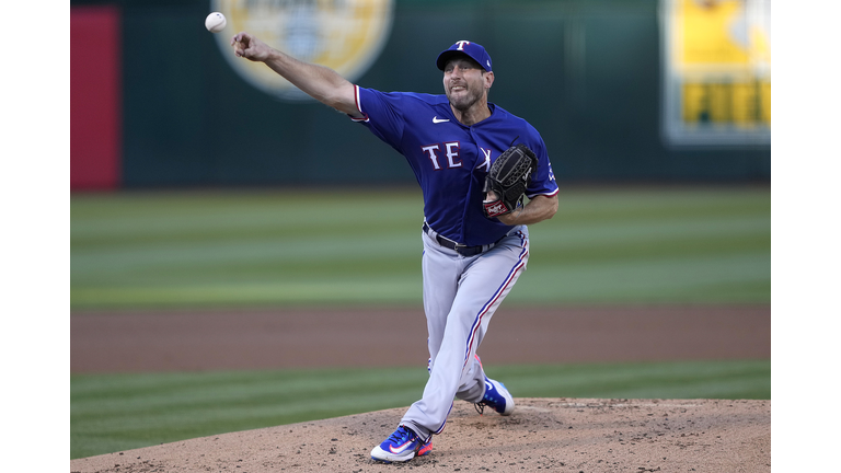 Texas Rangers v Oakland Athletics