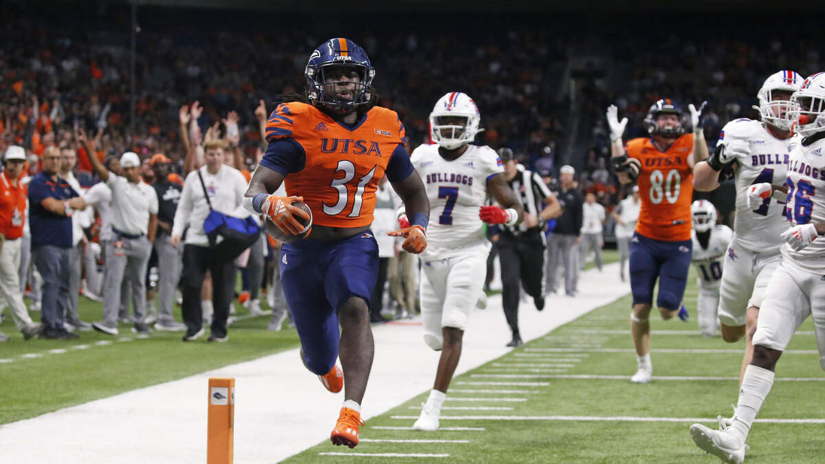 Barnes chosen as Doak Walker Award candidate - UTSA Athletics - Official  Athletics Website