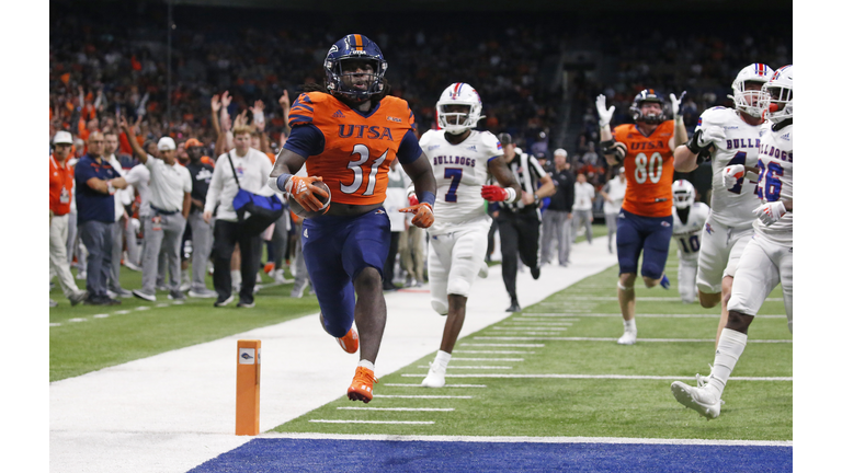 Barnes chosen as Doak Walker Award candidate - UTSA Athletics - Official  Athletics Website