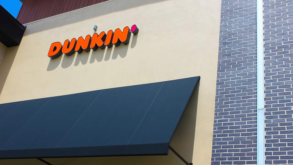 Dunkin’ Gets In the Halloween Spirit With Dunkings Costumes, New Drinks ...