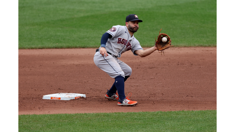 Houston Astros v Baltimore Orioles