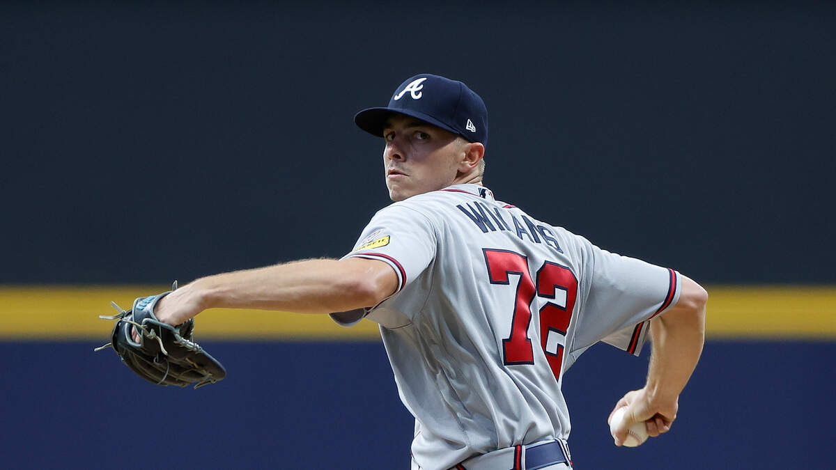 Offseason substitute teacher pitches 7 shutout innings for MLB-best Atlanta  Braves