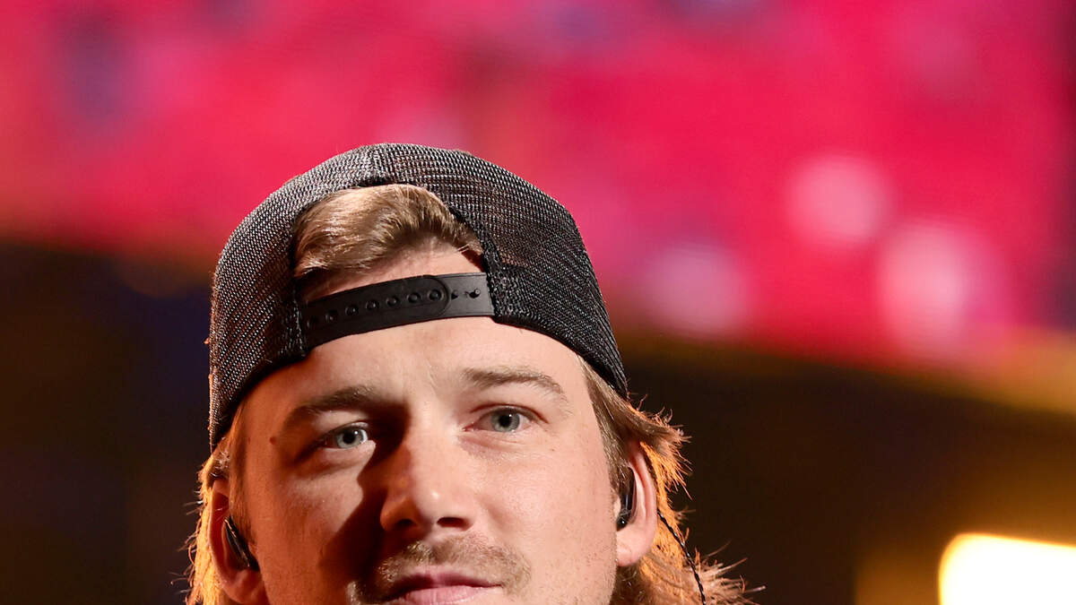 WHOA: Morgan Wallen Shaved Off His Mullet & Facial Hair | 93.3 FLZ