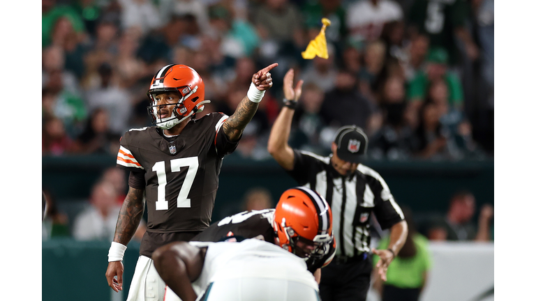 Cleveland Browns v Philadelphia Eagles