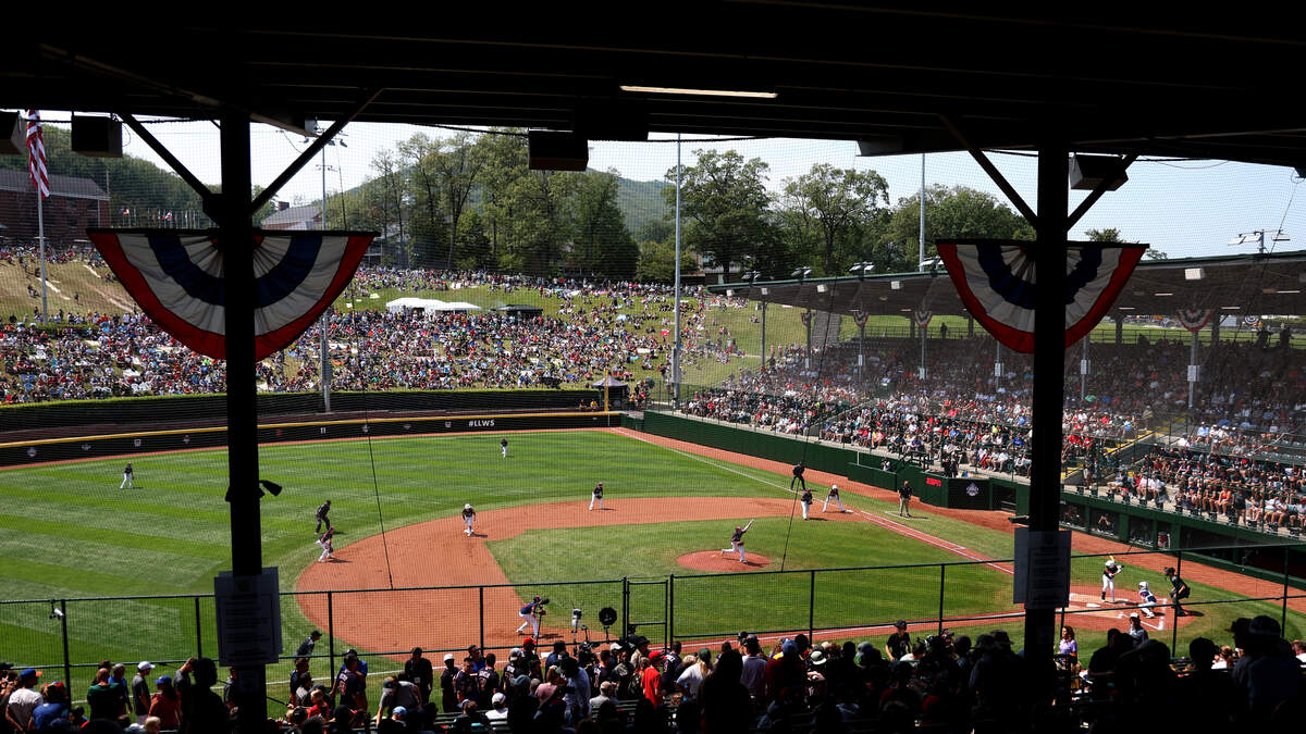 Smithfield Little League faces Tennessee Friday in LLWS