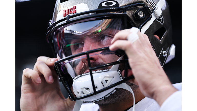 Tampa Bay Buccaneers v New York Jets