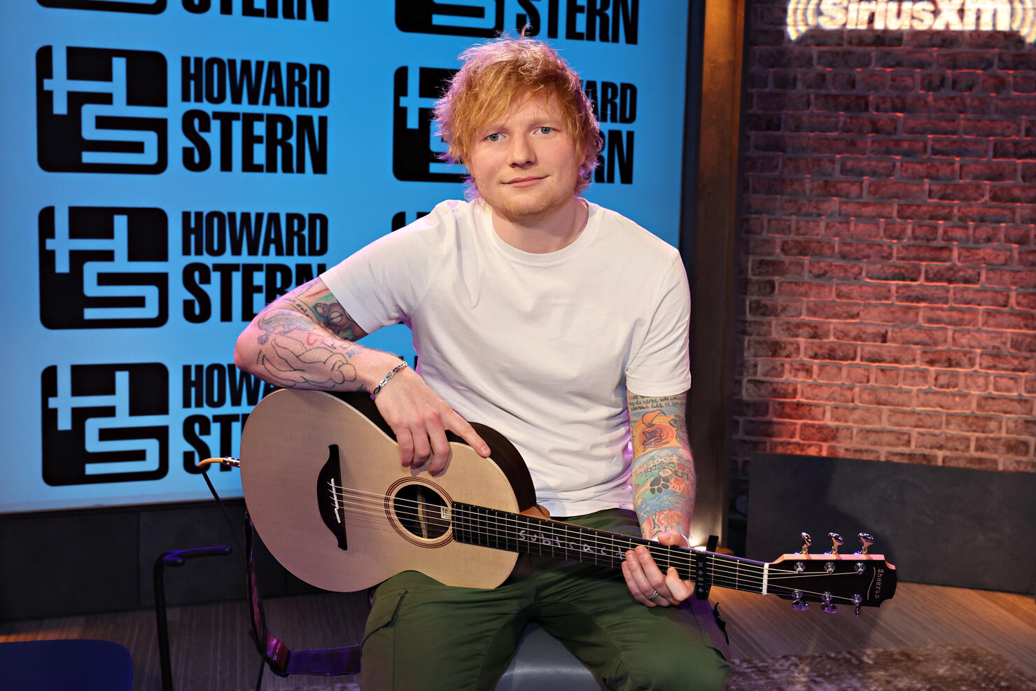 Ed Sheeran Visits SiriusXM's 'The Howard Stern Show'