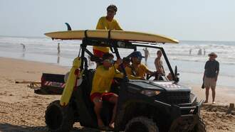 Lifeguard Saves Fellow Lifeguard’s Life by Donating a Kidney