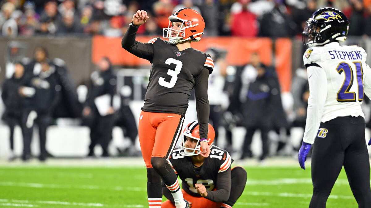 Browns TRADE For Kicker Dustin Hopkins From Chargers & CUT Cade York 