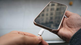 How To Keep Your Phone Charged During Hurricane Idalia 