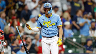 Brewers Win Wild Game 7-5 Over Phillies