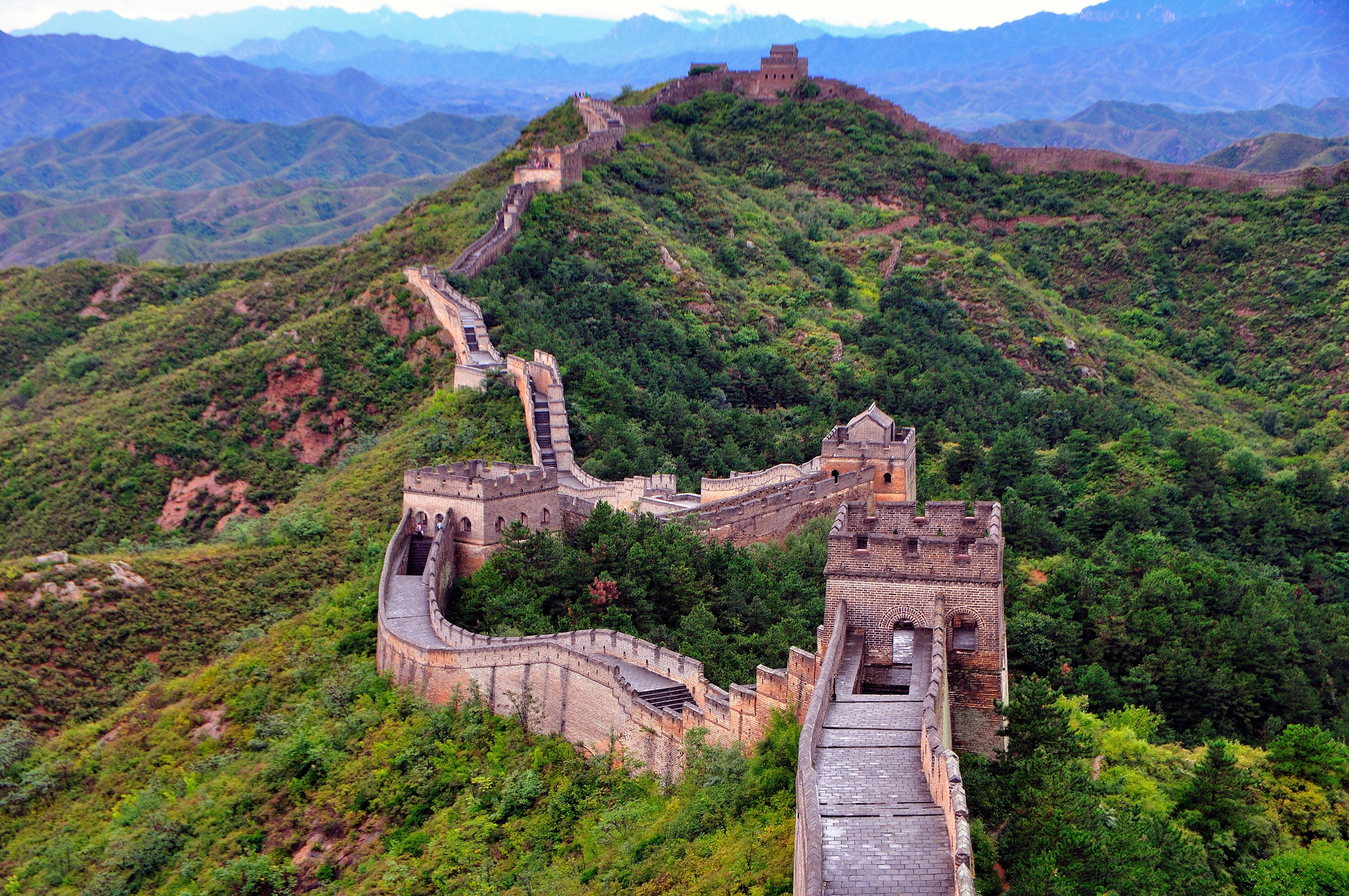 Китайская стена. Китай Пекин Великая китайская стена. Великая китайская стена сторожевые башни. Вдовья башня китайской стены. Великая стена Пекин.