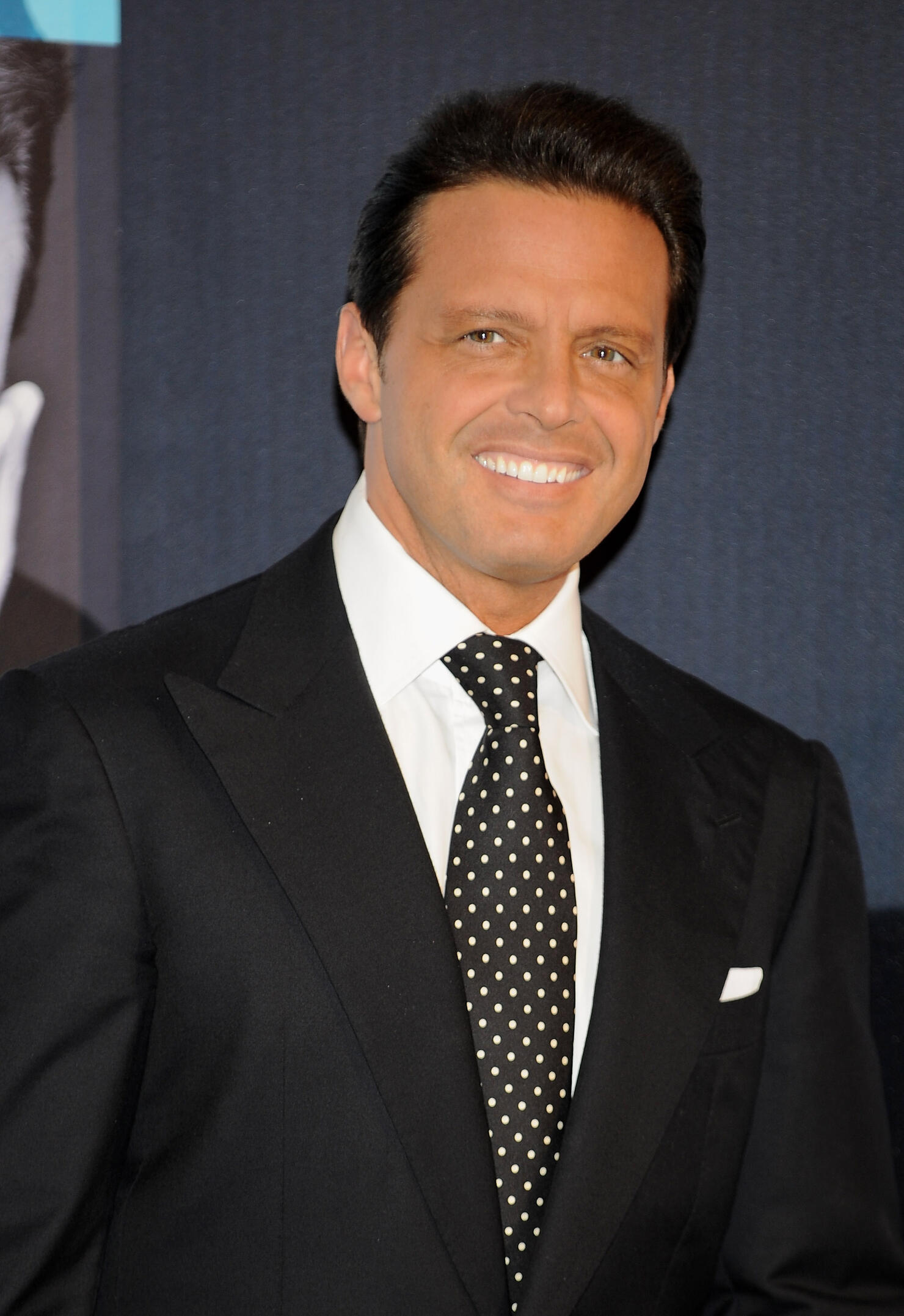 Luis Miguel Launches His New Album "Complices"
