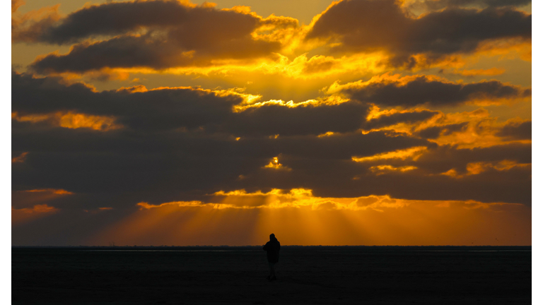 GERMANY-WEATHER-SUNSET