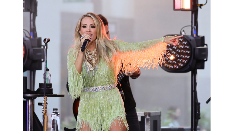 Carrie Underwood Narrowly Escapes Wardrobe Malfunction During Vegas Show