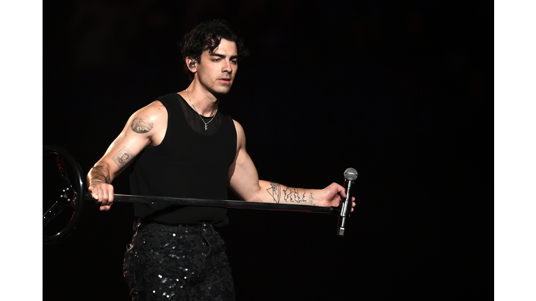 Jonas Brothers Five Albums. One Night. The World Tour. - Las Vegas, NV