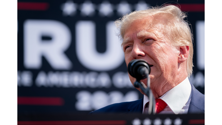 Donald Trump Speaks In South Carolina As He Campaigns For President