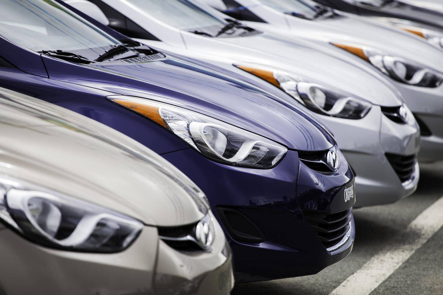 New 2013 Hyundai Elantra Vehicles in a Row
