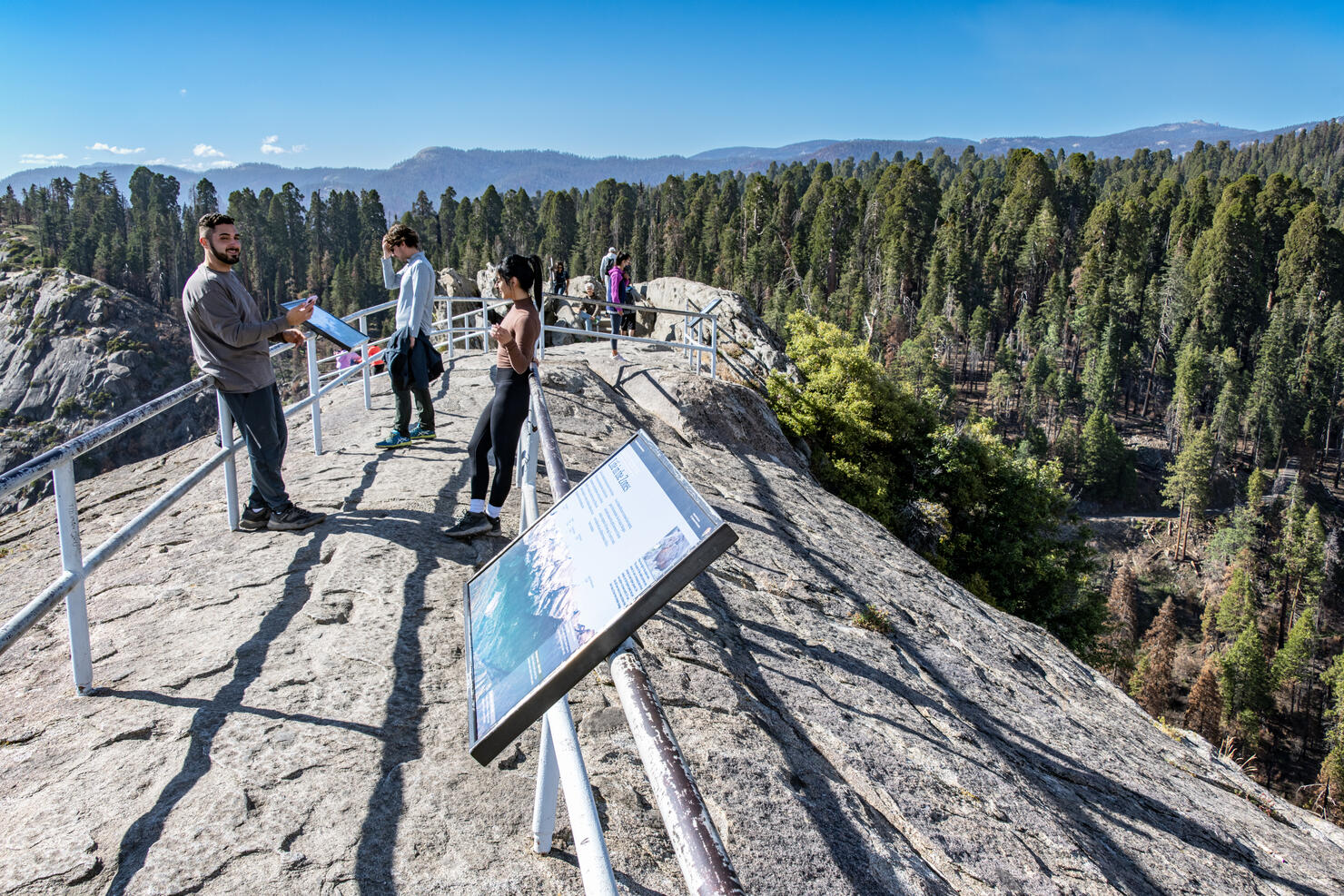 Moro Rock summit 2