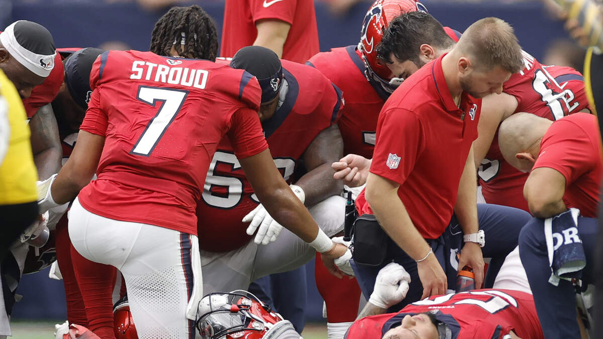 Houston Texans guard Kendrick Green tears meniscus in knee