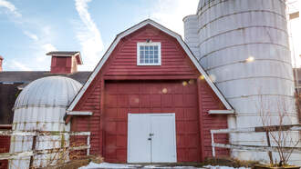 Holiday Benefit at Lusscroft 2025