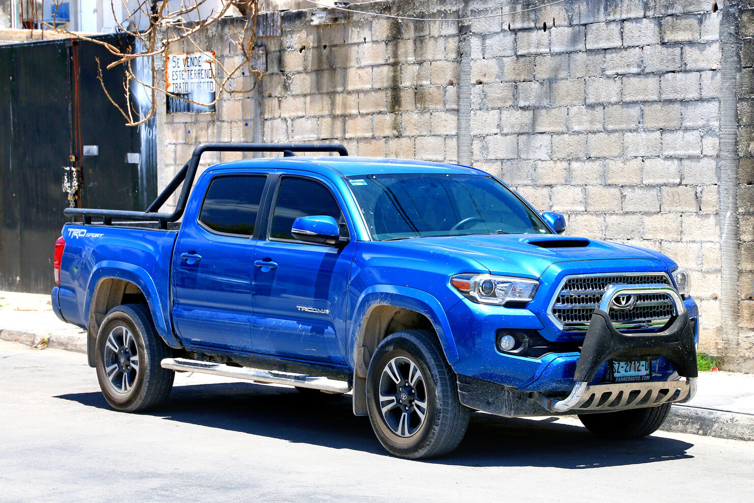 Toyota Tacoma