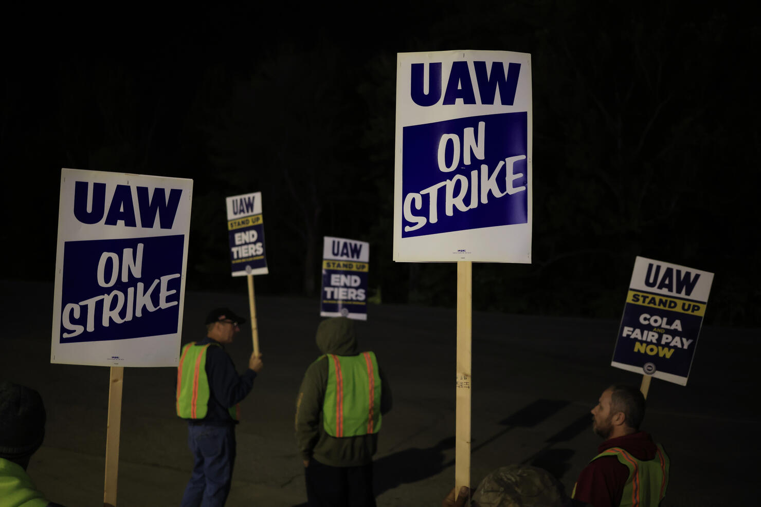 United Auto Workers Expand Strike To Ford Truck Plant In Kentucky