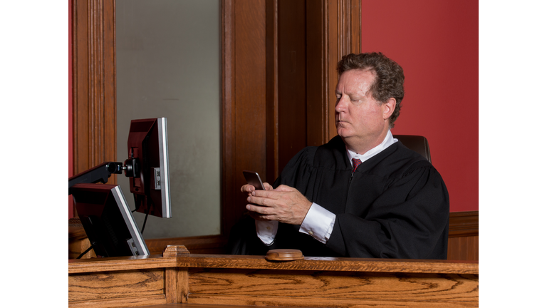 Judge Texting