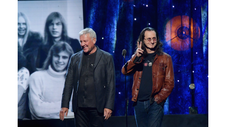 32nd Annual Rock & Roll Hall Of Fame Induction Ceremony - Show