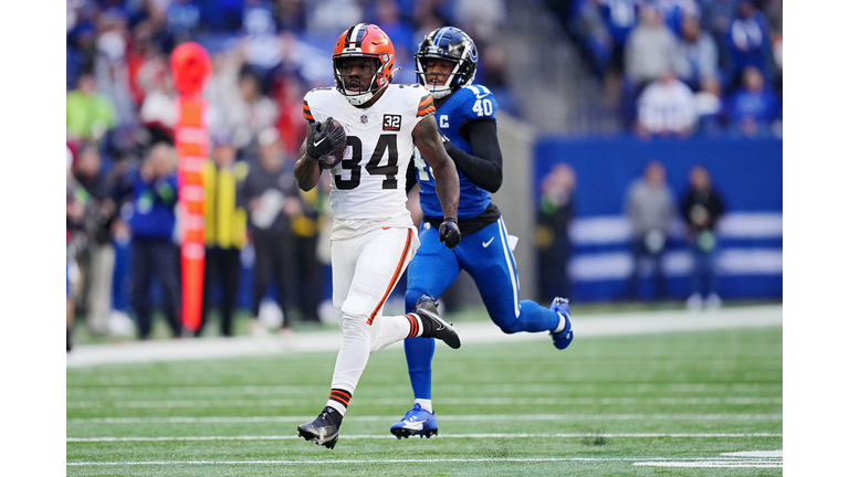 Cleveland Browns v Indianapolis Colts