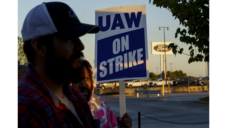 United Auto Workers Expand Strike To Ford Truck Plant In Kentucky
