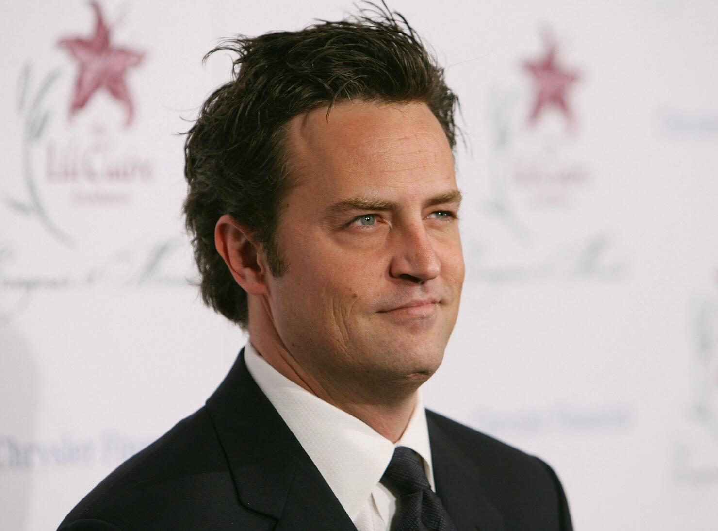 matthew-perry-autobiography-outsells-britney-iheart