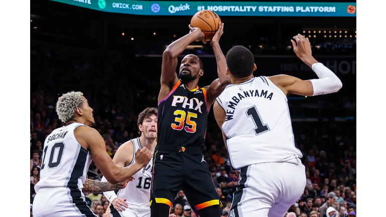 San Antonio Spurs v Phoenix Suns