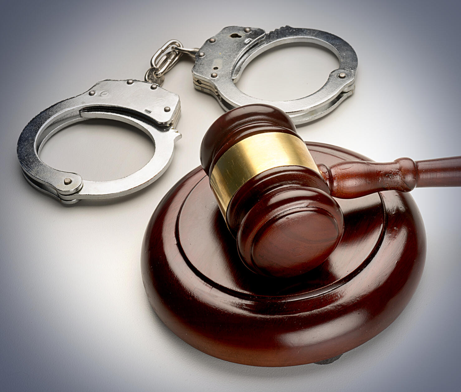 Gavel handcuffs
