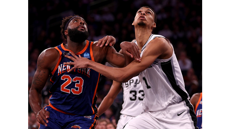 San Antonio Spurs v New York Knicks