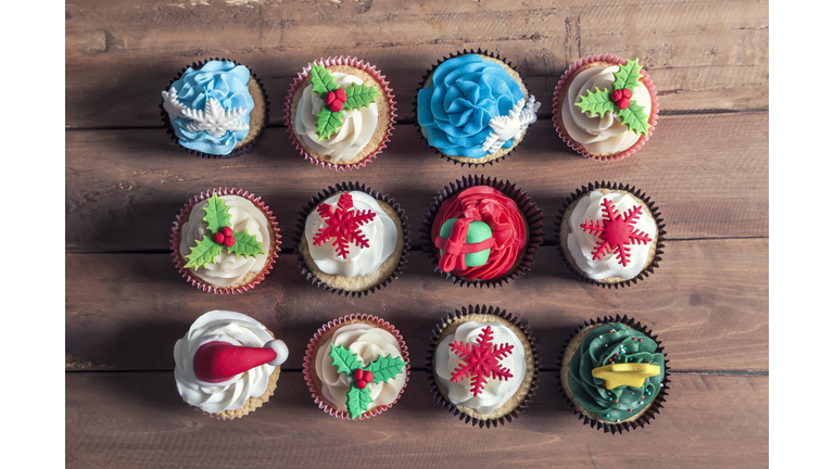 Decorated christmas cupcakes