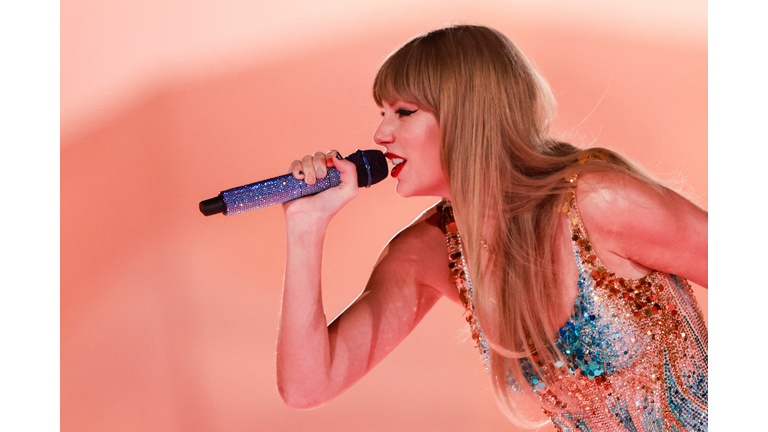 US-ENTERTAINMENT-MUSIC-SWIFT