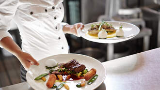 5 Things Servers HATE that Parents do in a Restaurant