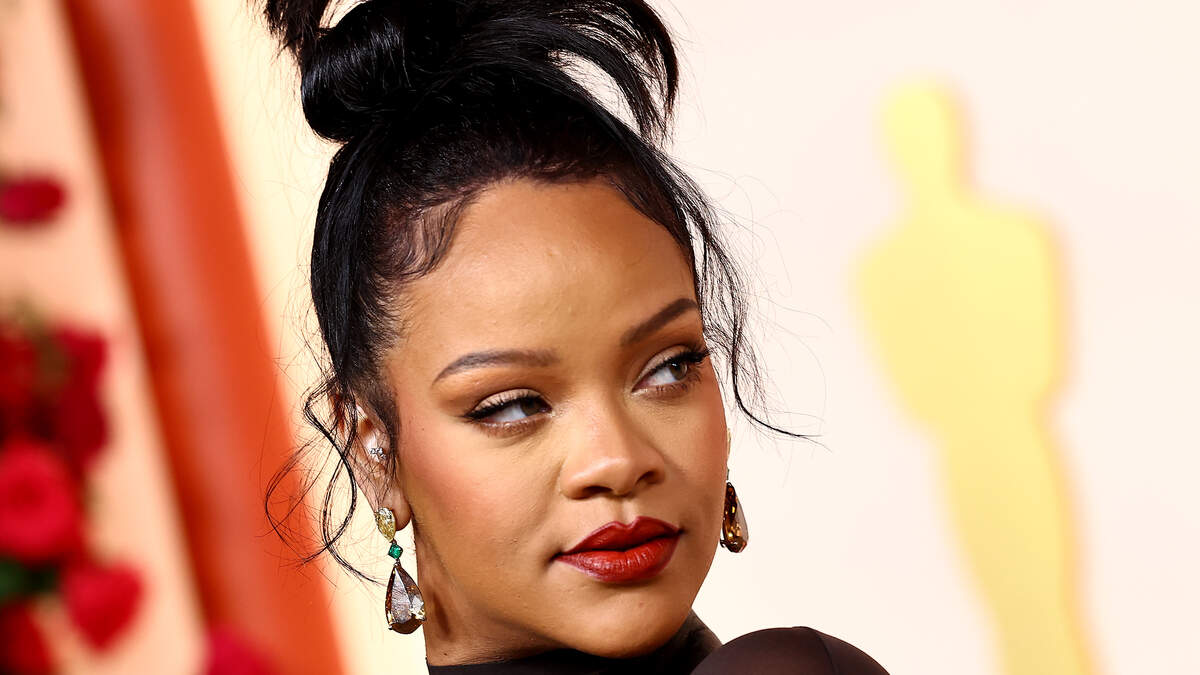 Rihanna Brings Sporty Style to F1 Las Vegas Grand Prix in Puma