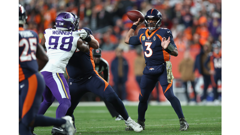 Minnesota Vikings v Denver Broncos