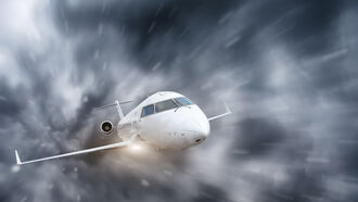  Video: UFO Causes Airport to Shut Down in India