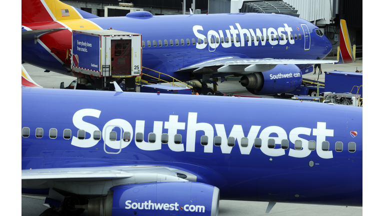 Southwest Airlines Experiences Major Flight Cancellations Across U.S.